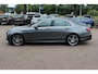 Mercedes-Benz E-klasse 200 Ambition AMG / Dealer Onderhouden / Camera / Navigatie / Dodehoek / 19'' / Leder&Alcantara / Cruise Control