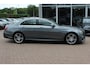 Mercedes-Benz E-klasse 200 Ambition AMG / Dealer Onderhouden / Camera / Navigatie / Dodehoek / 19'' / Leder&Alcantara / Cruise Control