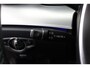 Mercedes-Benz E-klasse 200 Ambition AMG / Dealer Onderhouden / Camera / Navigatie / Dodehoek / 19'' / Leder&Alcantara / Cruise Control