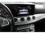 Mercedes-Benz E-klasse 200 Ambition AMG / Dealer Onderhouden / Camera / Navigatie / Dodehoek / 19'' / Leder&Alcantara / Cruise Control