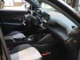 Peugeot e-2008 SUV GT Pack 50 kWh | Navigatie | Achteruitrijcamera | Dodehoekbewaking | Adaptieve Cruise Control