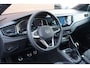 Volkswagen Polo 1.0 TSI R-Line Business + IQ LIGHT / KEYLESS / PANO / CAMERA