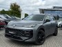 Volkswagen T-Roc 1.5 eTsi R-Line 150pk Pano Trekhaak Keyless Camera Stoel/Stuur verwarmd