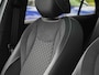 Volkswagen T-Roc 1.5 eTsi R-Line 150pk Pano Trekhaak Keyless Camera Stoel/Stuur verwarmd