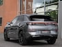 Volkswagen T-Roc 1.5 eTsi R-Line 150pk Pano Trekhaak Keyless Camera Stoel/Stuur verwarmd