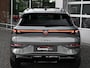 Volkswagen T-Roc 1.5 eTsi R-Line 150pk Pano Trekhaak Keyless Camera Stoel/Stuur verwarmd