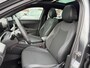Volkswagen T-Roc 1.5 eTsi R-Line 150pk Pano Trekhaak Keyless Camera Stoel/Stuur verwarmd