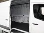 Mercedes-Benz eSprinter 314 L2 H2 PRO | 56 kWh | 100% elektrisch | 2000kg Trekhaak | 115Kw/u DC Snelladen | Smartphone integratie pakket | Carplay | Camera |