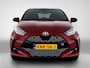 Toyota Yaris 1.5 Hybrid GR Sport + | BTW voertuig | JBL | Head-Up Display | Dodehoek detectie | Stoel+stuurverwarming | Parkeersensoren voor+achter | Apple CarPlay/Android Auto | Cruise Contol Adaptive |