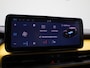 Jeep Avenger 54kWh 1st Edition 157PK | Elektr. bed. achterklep | Climate Control / ECC | Licht metalen velgen 18 inch | Cruise control |  Navigatie  Stoelverwarming | LED koplampen | Park Distance Control voor en achter | Achteruitrijcamera |