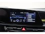 Kia Niro EV e-Niro DynamicLine 64.8 kWh 3-fase [ Navi Adapt.cruise Apple / Android Camera Stoel-en stuurverwarming ]