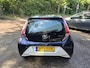 Toyota Aygo 1.0 VVT-i x-play | 2E EIGENAAR | 12MND GARANTIE | AIRCO | LMV | NW APK |