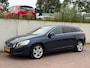 Volvo V60 1.6 T4 Momentum/NAVI/CLIMA/VOLLEDIG ONDERHOUDEN/LEDER/179 PK/AUTOMAAT/