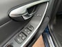 Volvo V60 1.6 T4 Momentum/NAVI/CLIMA/VOLLEDIG ONDERHOUDEN/LEDER/179 PK/AUTOMAAT/