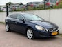 Volvo V60 1.6 T4 Momentum/NAVI/CLIMA/VOLLEDIG ONDERHOUDEN/LEDER/179 PK/AUTOMAAT/