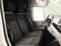 Volkswagen Crafter 35 2.0 TDI L4H3 Highline EURO VI 140 pk Automaat | Verlengde garantie | Navigatie | Parkeersensoren (Park assist) | Achteruitrijcamera | Adaptieve cruise control |