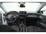 Peugeot 208 1.2 PureTech Style | Parkeersensoren | Navigatie | Apple Carplay