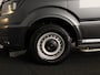 Volkswagen Crafter 35 2.0 TDI L3H3 Highline EURO VI 140 pk Automaat | Verlengde garantie | Navigatie | Trekhaak | Parkeersensoren | Achteruitrijcamera |