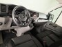 Volkswagen Crafter 35 2.0 TDI L3H3 Highline EURO VI 140 pk Automaat | Verlengde garantie | Navigatie | Trekhaak | Parkeersensoren | Achteruitrijcamera |