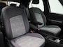 Volkswagen ID.3 Pro 58 kWh | Navigatie | Apple carplay \ Adaptieve cruise controle | Climate control | Stuur en Stoelverwarming | Achteruitrij camera | Verwarmbaar voorrruit | Keyless | Sfeerverlichting | 19"Inch velgen |