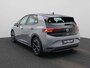 Volkswagen ID.3 Pro 58 kWh | Navigatie | Apple carplay \ Adaptieve cruise controle | Climate control | Stuur en Stoelverwarming | Achteruitrij camera | Verwarmbaar voorrruit | Keyless | Sfeerverlichting | 19"Inch velgen |