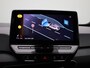 Volkswagen ID.3 Pro 58 kWh | Navigatie | Apple carplay \ Adaptieve cruise controle | Climate control | Stuur en Stoelverwarming | Achteruitrij camera | Verwarmbaar voorrruit | Keyless | Sfeerverlichting | 19"Inch velgen |