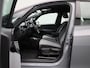 Volkswagen ID.3 Pro 58 kWh | Navigatie | Apple carplay \ Adaptieve cruise controle | Climate control | Stuur en Stoelverwarming | Achteruitrij camera | Verwarmbaar voorrruit | Keyless | Sfeerverlichting | 19"Inch velgen |