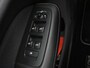 Volvo V60 2.0 T4 R-Design Panoramadak | Full LED | Trekhaak | Carplay | Pilot assist | Navigate | Stoel & Stuurverwarming | Achteruitrij camera | Cruise control | Climate control