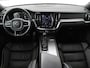 Volvo V60 2.0 T4 R-Design Panoramadak | Full LED | Trekhaak | Carplay | Pilot assist | Navigate | Stoel & Stuurverwarming | Achteruitrij camera | Cruise control | Climate control