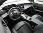 Peugeot 408 e-408 GT 58 kWh | Stoel en stuurverwarming | Panoramadak | Focal audio | 360 graden camera | Adaptive cruise control | Draadloze telefoonlader | Warmtepomp | Nieuwe auto