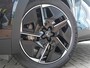 Peugeot 408 e-408 GT 58 kWh | Stoel en stuurverwarming | Panoramadak | Focal audio | 360 graden camera | Adaptive cruise control | Draadloze telefoonlader | Warmtepomp | Nieuwe auto