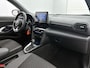 Toyota Yaris Cross 1.5 Hybrid Dynamic + Limited Dealer Onderhouden | Parkeersensoren voor+achter | Stoelverwarming | Climate Control | Cruise Control Adaptive | Achteruitrijcamera | Navigatie | Apple CarPlay/Android Auto |