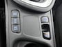 Toyota Yaris Cross 1.5 Hybrid Dynamic + Limited Dealer Onderhouden | Parkeersensoren voor+achter | Stoelverwarming | Climate Control | Cruise Control Adaptive | Achteruitrijcamera | Navigatie | Apple CarPlay/Android Auto |