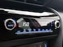 Toyota Yaris Cross 1.5 Hybrid Dynamic + Limited Dealer Onderhouden | Parkeersensoren voor+achter | Stoelverwarming | Climate Control | Cruise Control Adaptive | Achteruitrijcamera | Navigatie | Apple CarPlay/Android Auto |