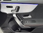 Mercedes-Benz A-klasse 250 e Business Solution AMG Limited | Panoramadak | Sfeerverlichting | Full-Led | Camera