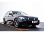BMW 5-Serie Touring 530e xDrive High Executive M Sport - Panoramadak - Driving Assistant Professional - Comfortstoelen - Massagestoelen - Head up - BMW Laserlight - Parking Assistant Plus - Comfort Access -