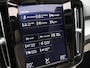 Volvo XC40 1.5 T3 Momentum Pro / Panoramadak / 360 Camera / Adaptive Cruise / BLIS / Getint Glas / Elektrische Achterklep / Carplay / 19" Wielen /