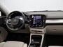 Volvo XC40 1.5 T3 Momentum Pro / Panoramadak / 360 Camera / Adaptive Cruise / BLIS / Getint Glas / Elektrische Achterklep / Carplay / 19" Wielen /