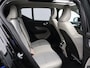 Volvo XC40 1.5 T3 Momentum Pro / Panoramadak / 360 Camera / Adaptive Cruise / BLIS / Getint Glas / Elektrische Achterklep / Carplay / 19" Wielen /