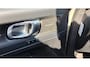 Volvo XC40 Single Motor Extended Range Ultimate 82 kWh | Trekhaak | BLIS | PDC V+A en 360 camera | Keyless | Stoel + Stuurverwarming | 20 inch LM | Extra getint glas |