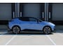 Lynk & Co 02 More | 360 Graden Camera | Harman Kardon | Panoramadak | Elektrisch bedienbare voorstoelen met geheugen | Keyless Entry | Getint glas | Adaptieve Cruise Control | Dodehoekassistent | Sfeerverlichting | Stuurwielverwarming | Stoelverwarming