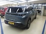 Peugeot e-5008 Allure Avantage 73 kWh 7p | Fase 3 laden | SOH 96,88 | Trekhaak | All season | Navigatie | Stoelverwarming | NL auto |