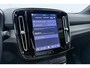 Volvo EX40 Twin Motor Plus Black Edition 82 kWh | ACC | Panoramadak | 360° Camera | Harman/Kardon | Stoel+Stuurverwarming