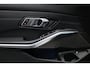 BMW 3-Serie 330e M Sport LED/VIRTUAL/SFEER/SCHUIFDAK/LEER+S.VERWARMING/18" LMV/CAM/ACC/ECC/12 MND GARANTIE!