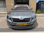 Skoda Superb 2.0 TDI Style Business NAVI NETTE AUTO 2DE EIG RIJDT GOED BTW AUTO