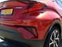 Toyota C-HR / C-HR+ 1.8 Hybrid First Edition | Full LED verlichting | JBL | dodehoek detectie | Parkeersensoren voor+achter | Parkeersensoren voor+achter | Stoelverwarming | Navigatie | Apple CarPlay/Android auto | Cruise Control Adapti