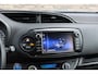 Toyota Yaris 1.5 Hybrid Premium | Panoramadak | Navigatie | Rijklaarprijs - incl.garantie