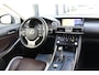 Lexus IS 300h Hybrid Luxury Line Premium I Open dak I Mark Levinson I Premium navi