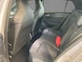 Volkswagen Golf 1.5eTSI/150PK R-Line DSG · Apple/Android Car Play · Trekhaak ·  Camera + Parkeersensoren · Stoelverwarming · Garantie t/m 24-09-2030 of 100000km.