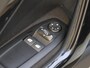 Peugeot 208 Signature 82 pk | 1e Eigenaar | Navigatie | Parkeersensoren achter | Airco | Apple carplay/Android auto